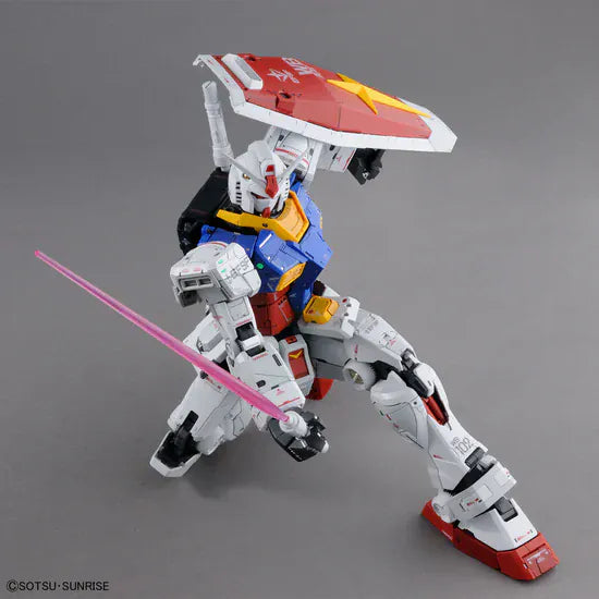 Gunpla: Mobile Suit Gundam - "Unleashed RX-78-2 Gundam", PG 1/60